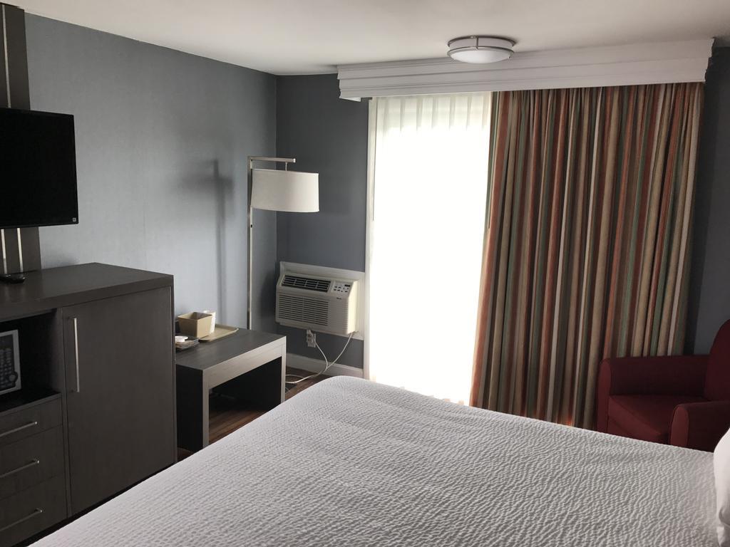 מלון Super 8 By Wyndham סטרברידג' מראה חיצוני תמונה